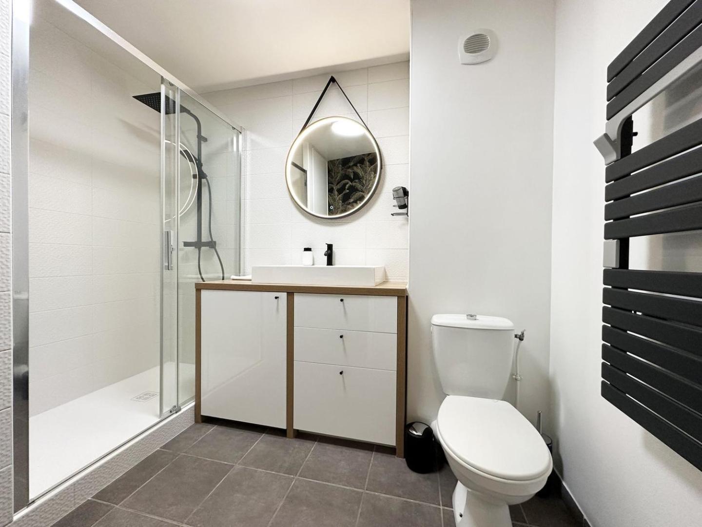 C Le 15 - Studio Cosy Avec Parking Chartres Exterior foto