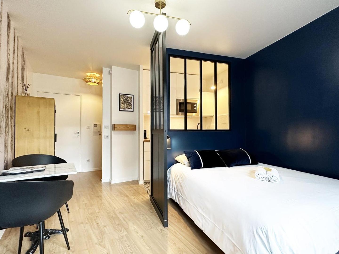 C Le 15 - Studio Cosy Avec Parking Chartres Exterior foto